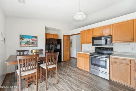 307 Kenilworth Place Hubert NC 28539