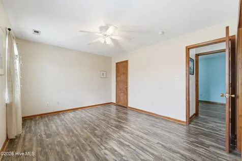 307 Kenilworth Place Hubert NC 28539