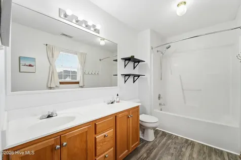 307 Kenilworth Place Hubert NC 28539
