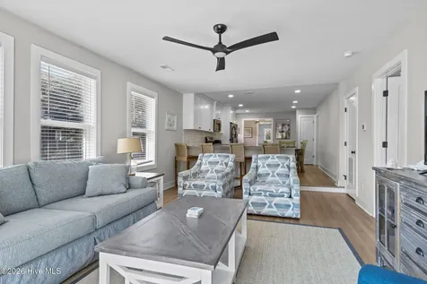 102 Fairfax Road Emerald Isle NC 28594