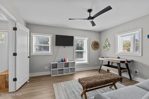 102 Fairfax Road Emerald Isle NC 28594