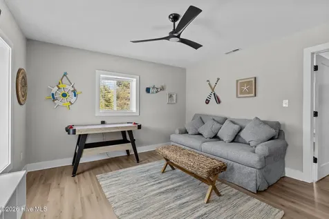 102 Fairfax Road Emerald Isle NC 28594