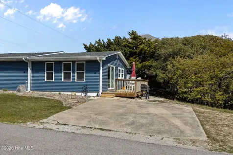 102 Fairfax Road Emerald Isle NC 28594