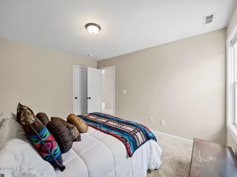 130 Mittams Point Drive Jacksonville NC 28546