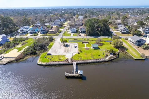 Lot 11 NE 14th Street Oak Island NC 28465
