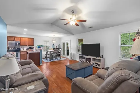 106 Oyster Landing Drive Sneads Ferry NC 28460