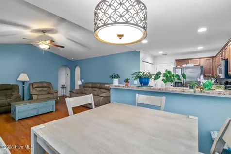 106 Oyster Landing Drive Sneads Ferry NC 28460