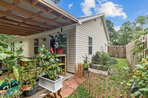 106 Oyster Landing Drive Sneads Ferry NC 28460