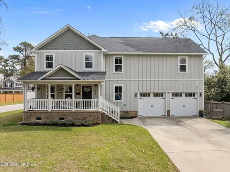502 Oakridge Avenue Fayetteville NC 28305