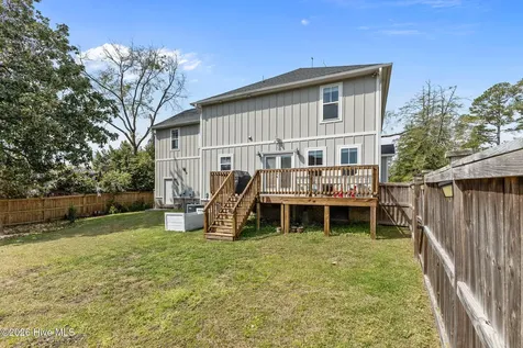 502 Oakridge Avenue Fayetteville NC 28305