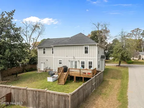502 Oakridge Avenue Fayetteville NC 28305