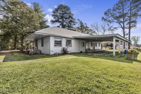 325 Bartlett Road Warsaw NC 28398