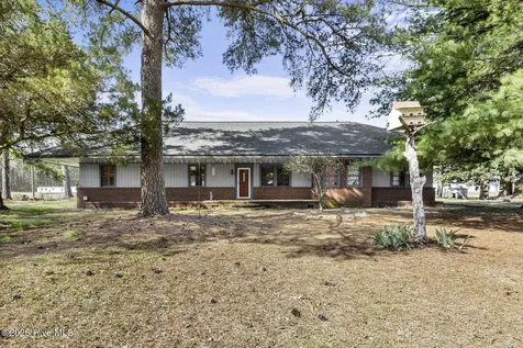 325 Bartlett Road Warsaw NC 28398