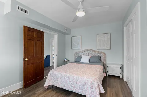1406 Evans Street Morehead City NC 28557