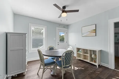 1406 Evans Street Morehead City NC 28557