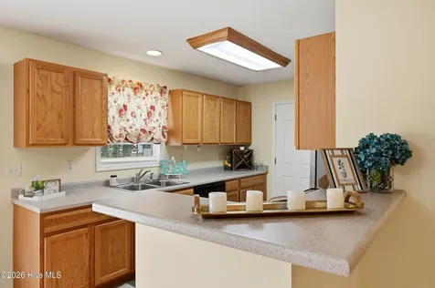 326 Knollwood Drive Hampstead NC 28443