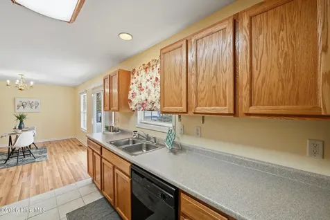 326 Knollwood Drive Hampstead NC 28443
