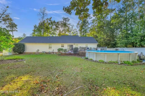 326 Knollwood Drive Hampstead NC 28443