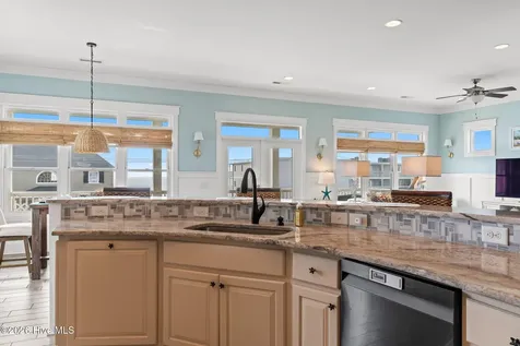 5207 N Ocean Boulevard North Myrtle Beach SC 29582