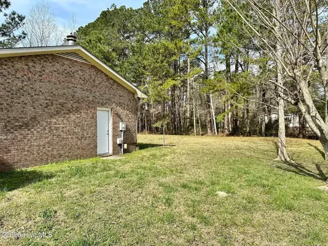 1889 Rocky Run Road Jacksonville NC 28546
