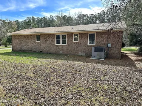 1889 Rocky Run Road Jacksonville NC 28546