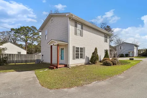 101 & 301 Johns Way Newport NC 28570