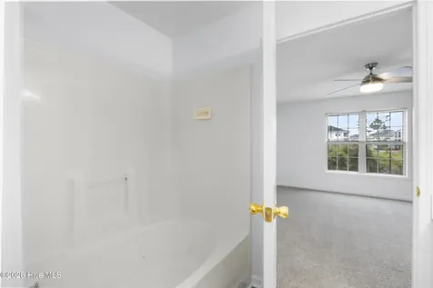 5010 Hunters Trail Wilmington NC 28405