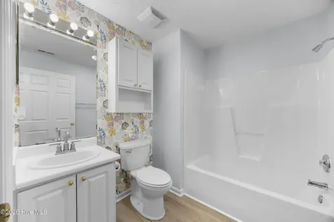 5010 Hunters Trail Wilmington NC 28405