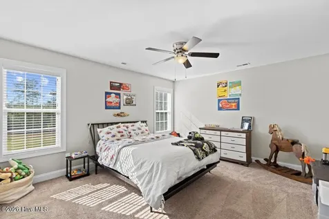 880 Stormy Gale Lane Sneads Ferry NC 28460