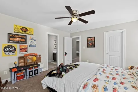 880 Stormy Gale Lane Sneads Ferry NC 28460