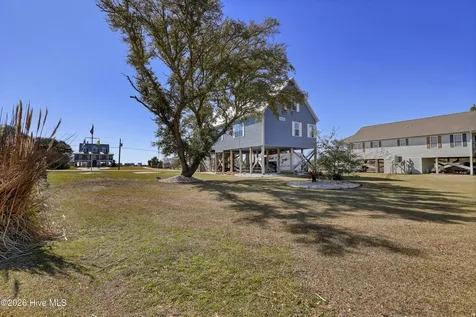 200 Waterway Drive Sneads Ferry NC 28460