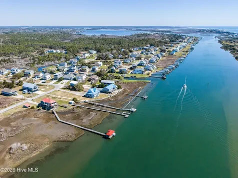 200 Waterway Drive Sneads Ferry NC 28460