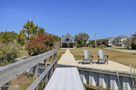 200 Waterway Drive Sneads Ferry NC 28460
