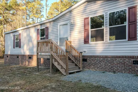 730 Gurganus Road Maple Hill NC 28454