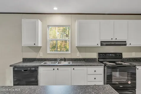 730 Gurganus Road Maple Hill NC 28454