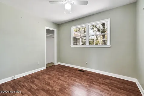 811 Memory Lane Southport NC 28461