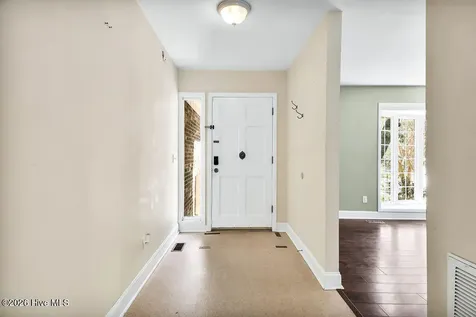 811 Memory Lane Southport NC 28461