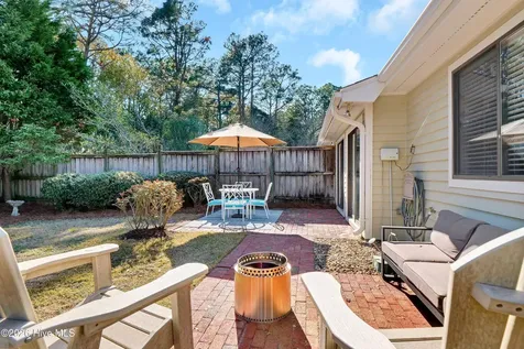 6037 Caddy Circle Wilmington NC 28405