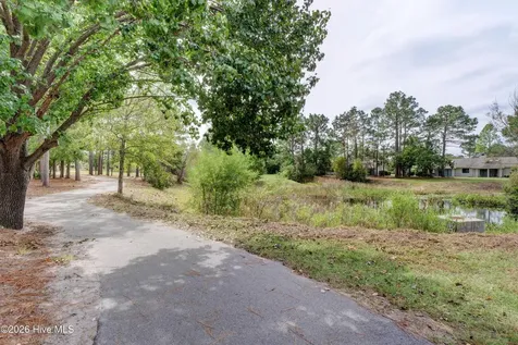 6037 Caddy Circle Wilmington NC 28405
