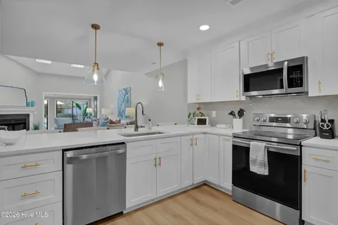 6037 Caddy Circle Wilmington NC 28405