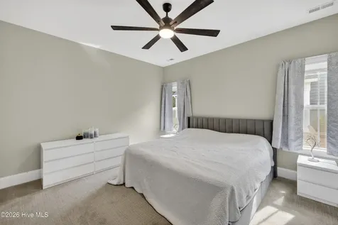 363 Hanover Lakes Drive Wilmington NC 28401