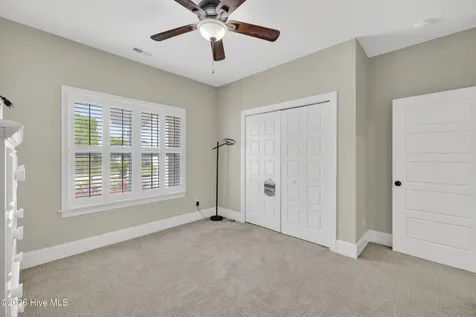 363 Hanover Lakes Drive Wilmington NC 28401