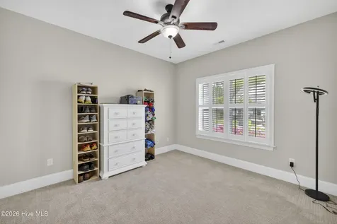 363 Hanover Lakes Drive Wilmington NC 28401