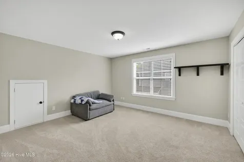 363 Hanover Lakes Drive Wilmington NC 28401