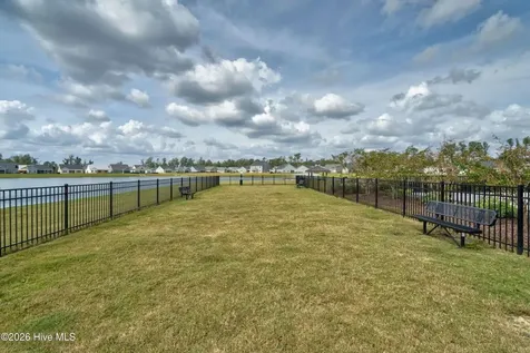 363 Hanover Lakes Drive Wilmington NC 28401