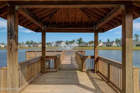 363 Hanover Lakes Drive Wilmington NC 28401