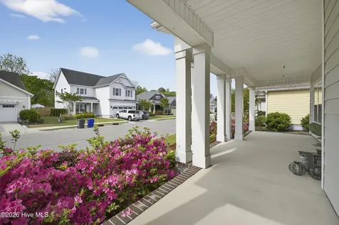363 Hanover Lakes Drive Wilmington NC 28401