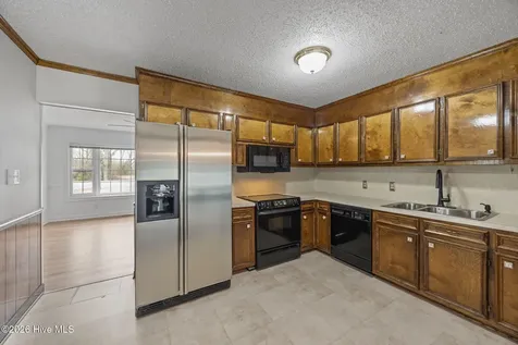 7293 County Home Road Ayden NC 28513