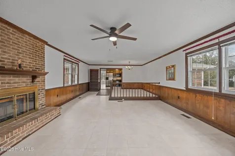7293 County Home Road Ayden NC 28513