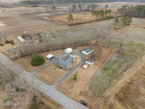 7293 County Home Road Ayden NC 28513